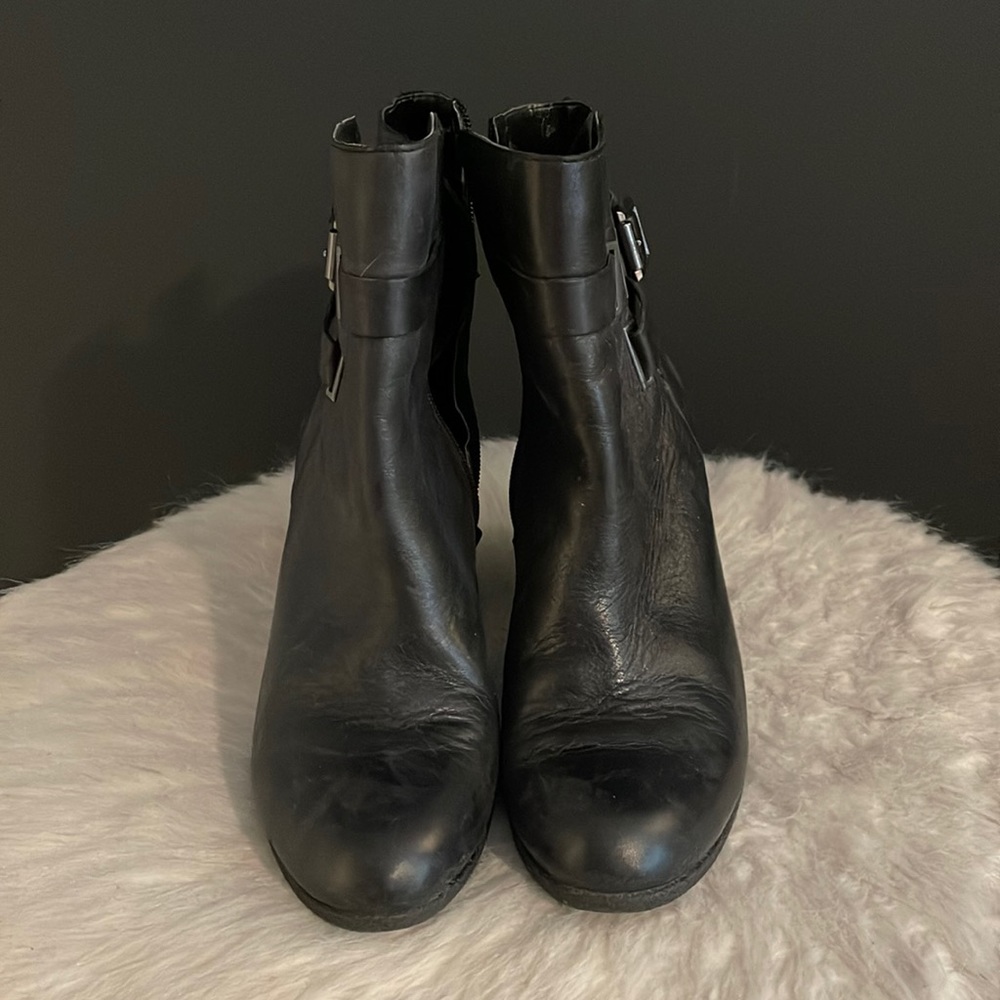 Vince Camuto Bootie